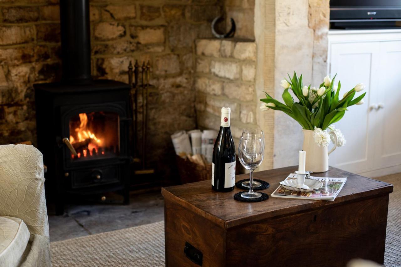 Gleneda Cottage - A Renovated, Traditional Cotswold Cottage Full Of Charm With Fireplace And Garden Bourton on the Hill Экстерьер фото
