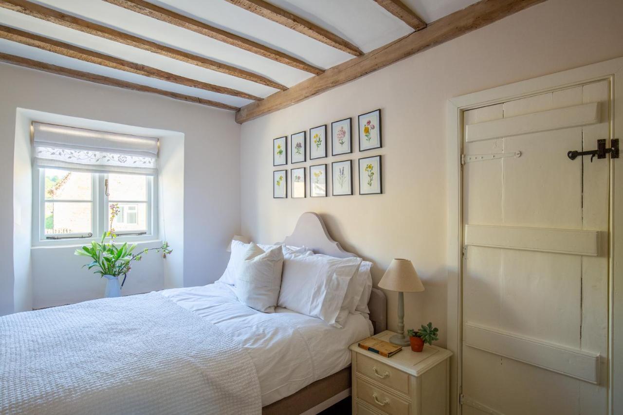 Gleneda Cottage - A Renovated, Traditional Cotswold Cottage Full Of Charm With Fireplace And Garden Bourton on the Hill Экстерьер фото