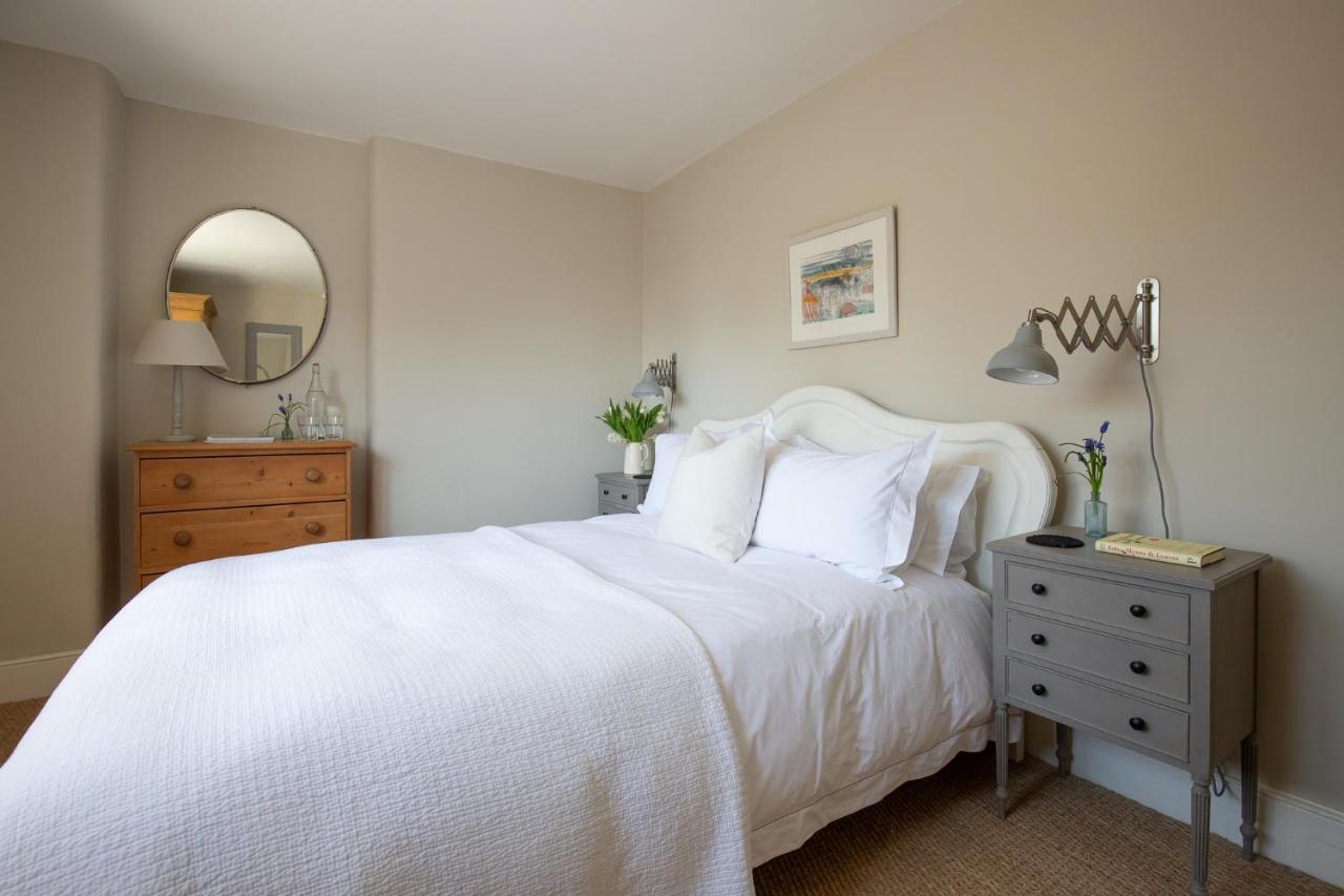 Gleneda Cottage - A Renovated, Traditional Cotswold Cottage Full Of Charm With Fireplace And Garden Bourton on the Hill Экстерьер фото